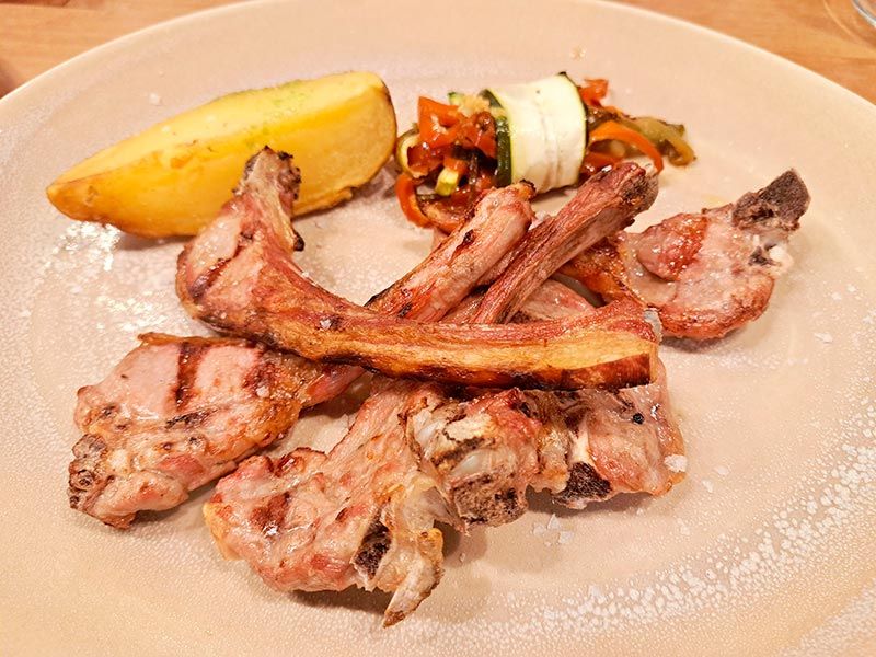 ternasco a la brasa el mercao de teruel